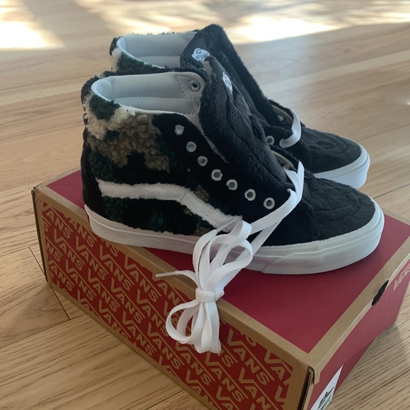 Vans SK8-Hi Sherpa in Camo - Picture 7 of 9